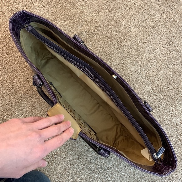 Faux Crocodile Large Tote - Picture 2 of 9